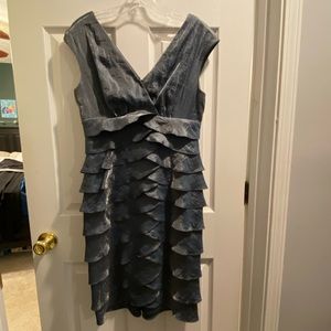 London Style gunmetal gray knee length dress